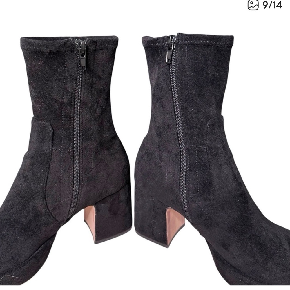 Chic Black Heeled Boots for Women - Picture 6 of 6